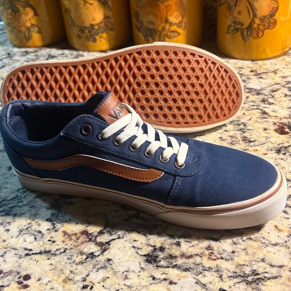 VANS♦️♦️OLD SKOOL LOW TOPS - Picture 10 of 15
